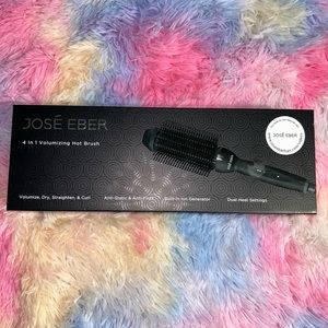 José Eber 4 in 1 Volumizing Hot Brush
